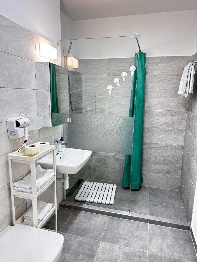 Lovely Apartment In Beautiful #Tirgu Mures At Maurer Residence Targu-Mures Bagian luar foto